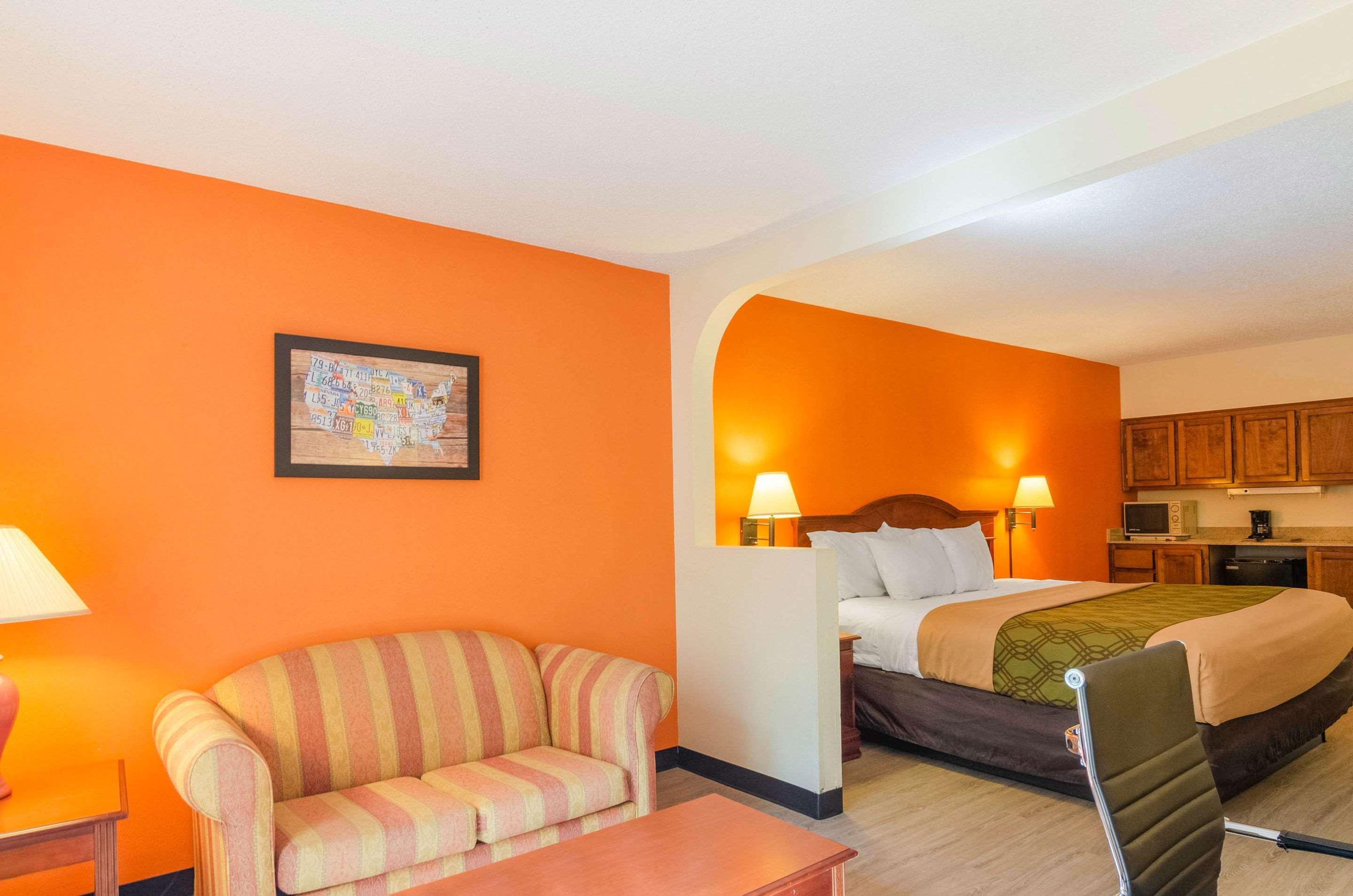 Econo Lodge Inn & Suites Gulfport Luaran gambar