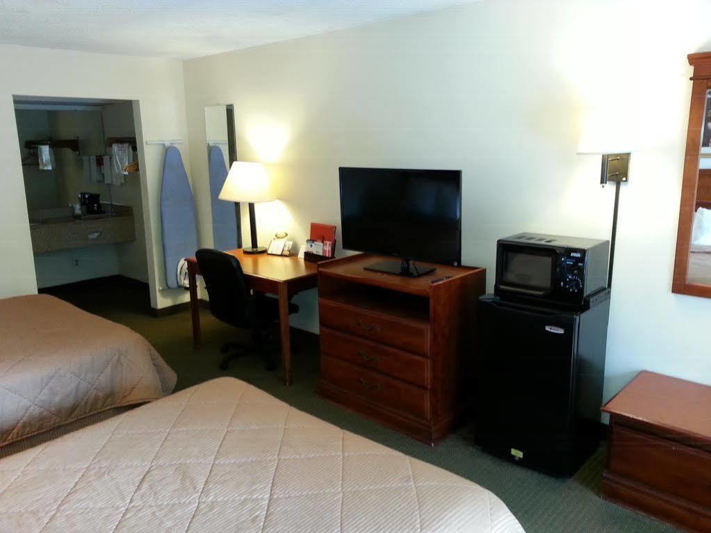Econo Lodge Inn & Suites Gulfport Luaran gambar